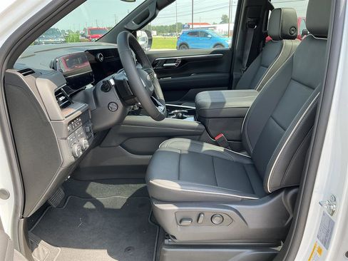 New 2025 Chevrolet Suburban Premier w/ Sun And Tow Package image 20