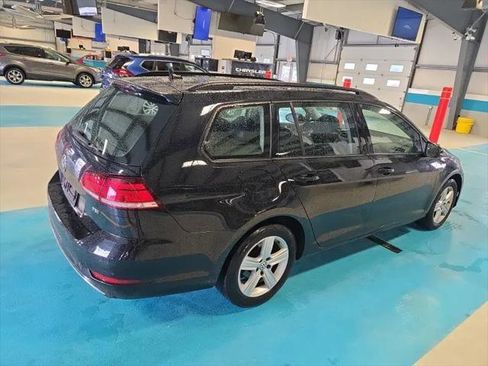 Used 2018 Volkswagen Golf SE FWD image 7