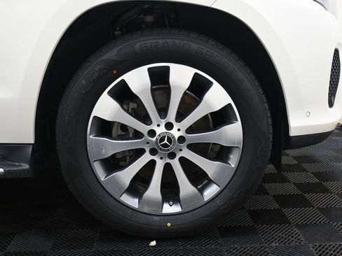 Used 2018 Mercedes-Benz GLS 450 4MATIC image 28