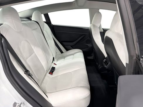 Certified 2021 Tesla Model 3 Long Range AWD/4WD image 11
