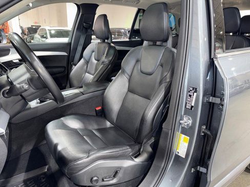 Used 2018 Volvo XC90 T5 Momentum w/ Convenience Package image 51