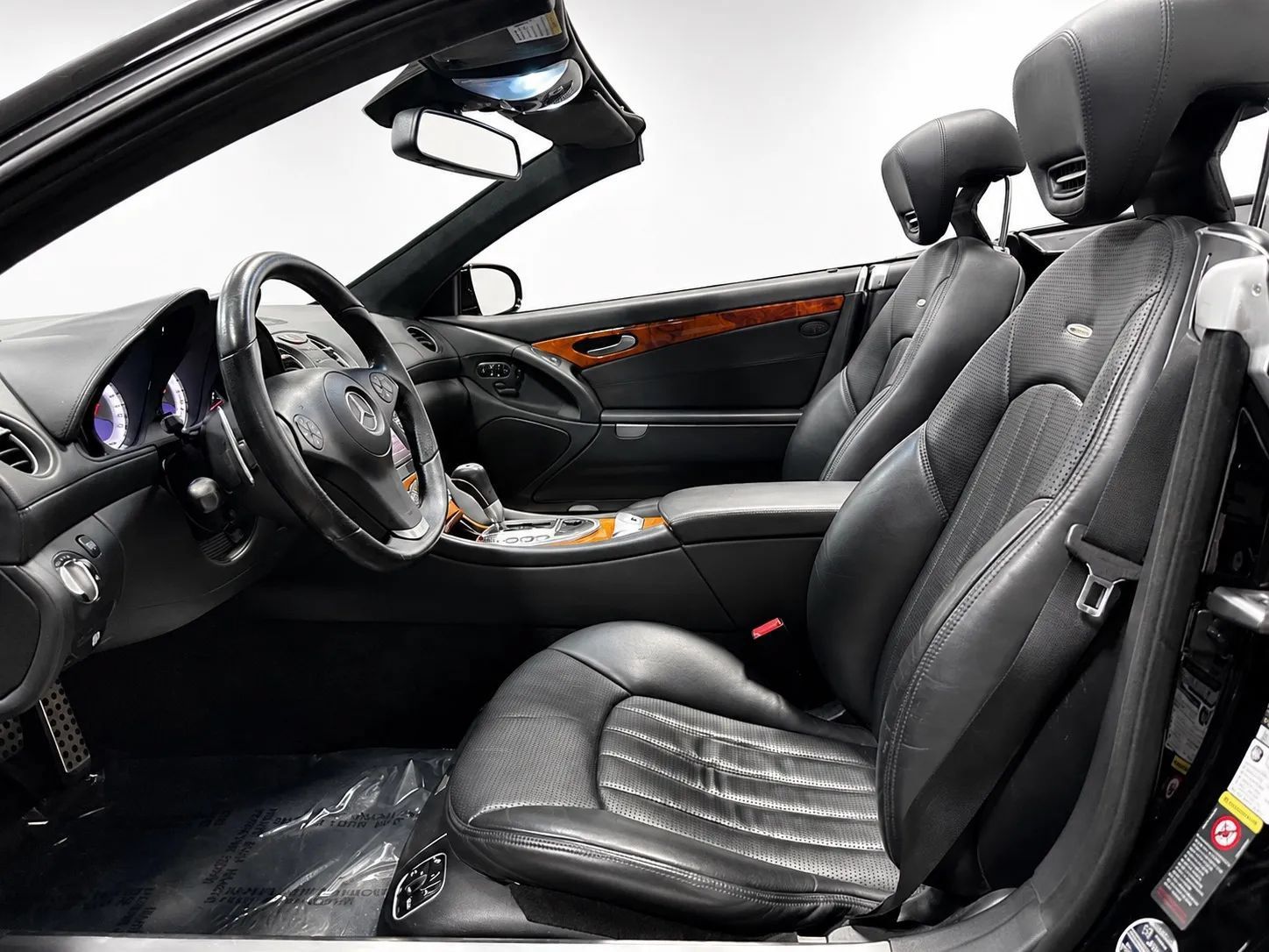 Used 2009 Mercedes-Benz SL 63 AMG image 12