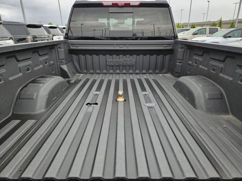 Used 2024 Chevrolet Silverado 2500 High Country w/ High Country Premium Package AWD/4WD image 30