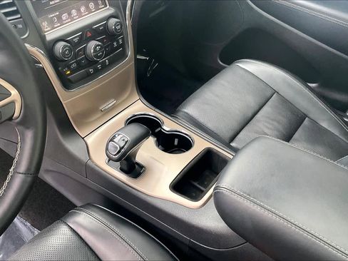 Used 2015 Jeep Grand Cherokee Overland RWD image 17