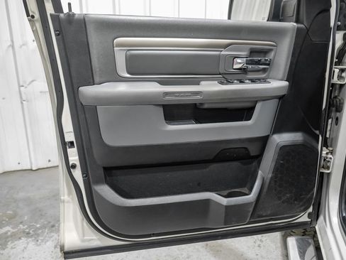 Used 2016 RAM 1500 Lone Star image 40