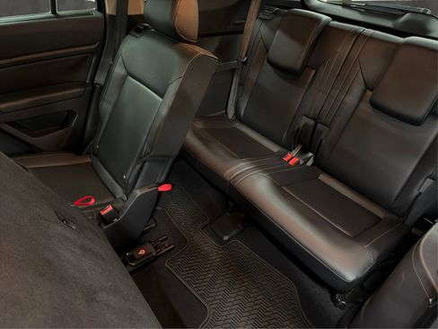 Used 2018 Volkswagen Atlas SE FWD image 27