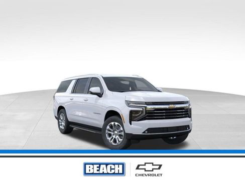 New 2026 Chevrolet Suburban LT image 1