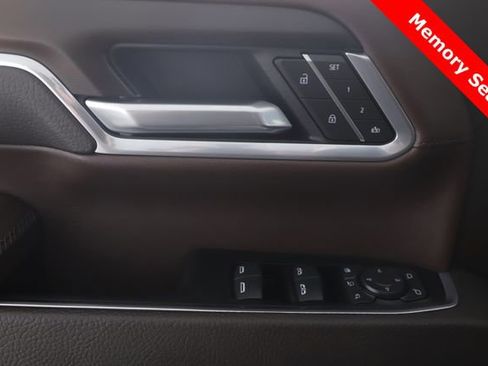 Used 2026 GMC Sierra 3500 Denali w/ Denali Reserve Package AWD/4WD image 21