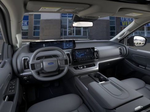 New 2025 Ford Expedition Active AWD/4WD image 9