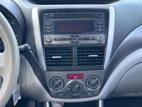 Used 2011 Subaru Forester 2.5X w/ Popular Equipment Group 1A image 19