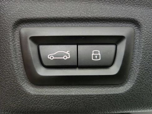 Used 2024 BMW i4 xDrive40i AWD/4WD image 39