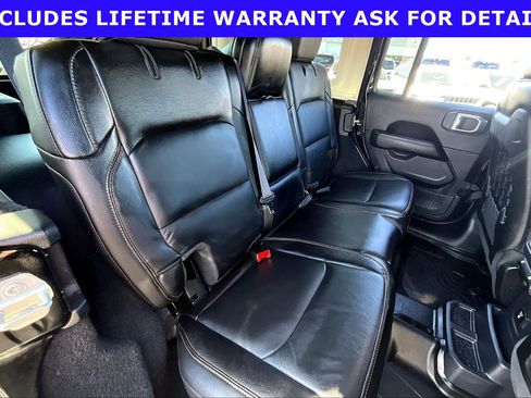Used 2021 Jeep Wrangler Unlimited Rubicon w/ Trailer Tow Package AWD/4WD image 22