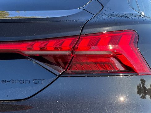 New 2026 Audi S e-tron GT Prestige image 22