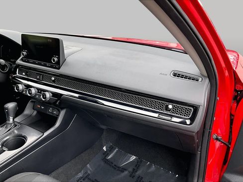 Used 2023 Honda Civic LX image 18
