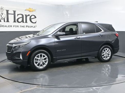 Used 2023 Chevrolet Equinox LT image 32