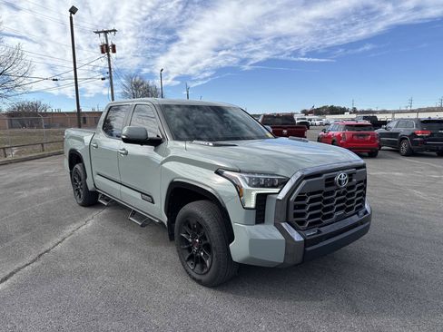 Used 2024 Toyota Tundra Limited image 8