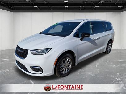 Certified 2025 Chrysler Pacifica Select