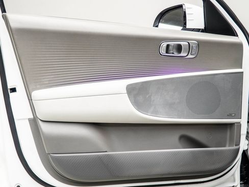 Used 2024 Hyundai Ioniq 6 Limited image 39