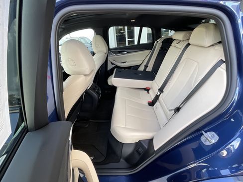 Certified 2025 BMW X4 xDrive30i w/ Premium Package AWD/4WD image 26