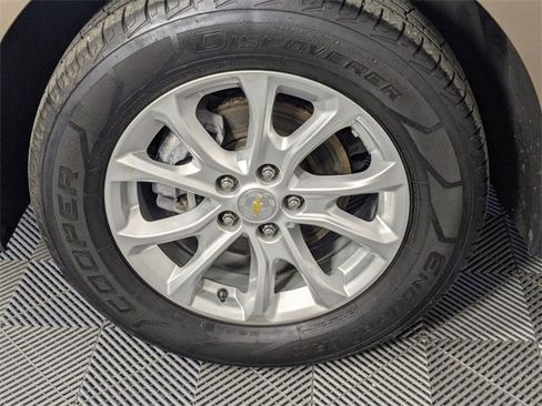 Used 2019 Chevrolet Equinox LT image 8