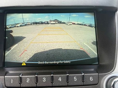 Used 2017 Chevrolet Equinox Premier w/ Enhanced Convenience Package FWD image 2