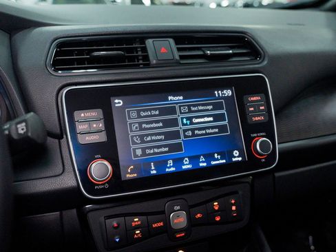 Used 2025 Nissan Leaf SV Plus image 35