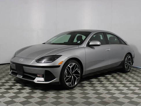 Used 2024 Hyundai Ioniq 6 SEL RWD image 3