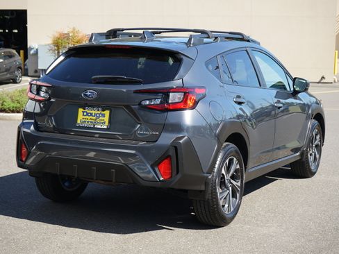 Used 2024 Subaru Crosstrek 2.0i Premium AWD/4WD image 3