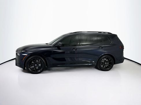 Used 2024 BMW X7 xDrive40i w/ M Sport Package AWD/4WD image 8