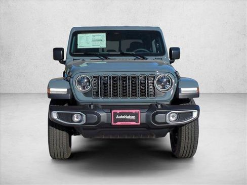 New 2026 Jeep Gladiator Mojave AWD/4WD image 6
