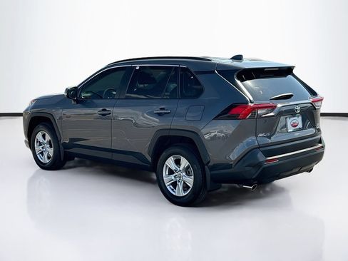 Used 2020 Toyota RAV4 XLE w/ XLE Grade Weather Package AWD/4WD image 7