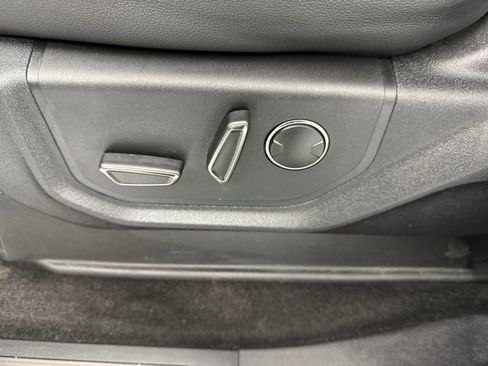 Used 2018 Ford F150 Raptor w/ Equipment Group 802A Luxury image 21