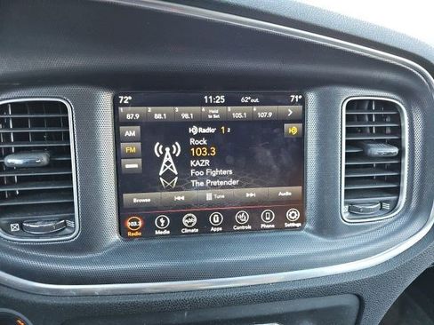 Used 2018 Dodge Charger GT image 10