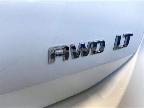 Used 2024 Chevrolet Equinox LT AWD/4WD image 29