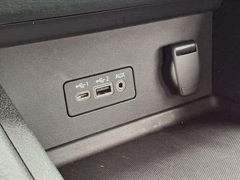 Used 2023 Nissan Sentra SV FWD image 23