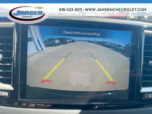 Used 2023 Chrysler Pacifica Touring-L FWD image 14