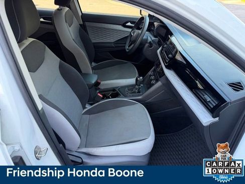 Used 2022 Volkswagen Taos S image 40