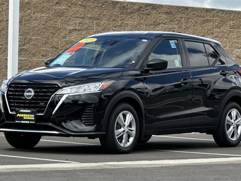Used 2023 Nissan Kicks S image 8