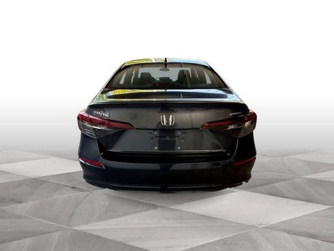 Used 2025 Honda Civic Sport image 7