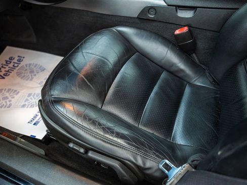 Used 2006 Chevrolet Corvette Convertible w/ Preferred Equipment Group image 29