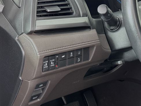 Certified 2019 Honda Odyssey EX-L image 10