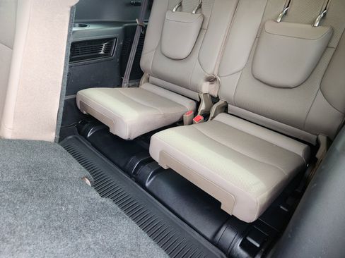 Used 2023 Lexus GX 460 Premium w/ Premium Package AWD/4WD image 14