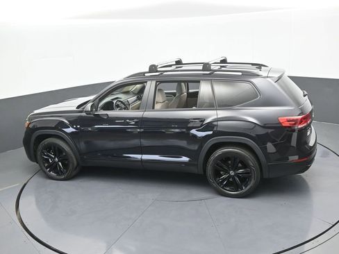 Used 2023 Volkswagen Atlas SEL R-Line image 54