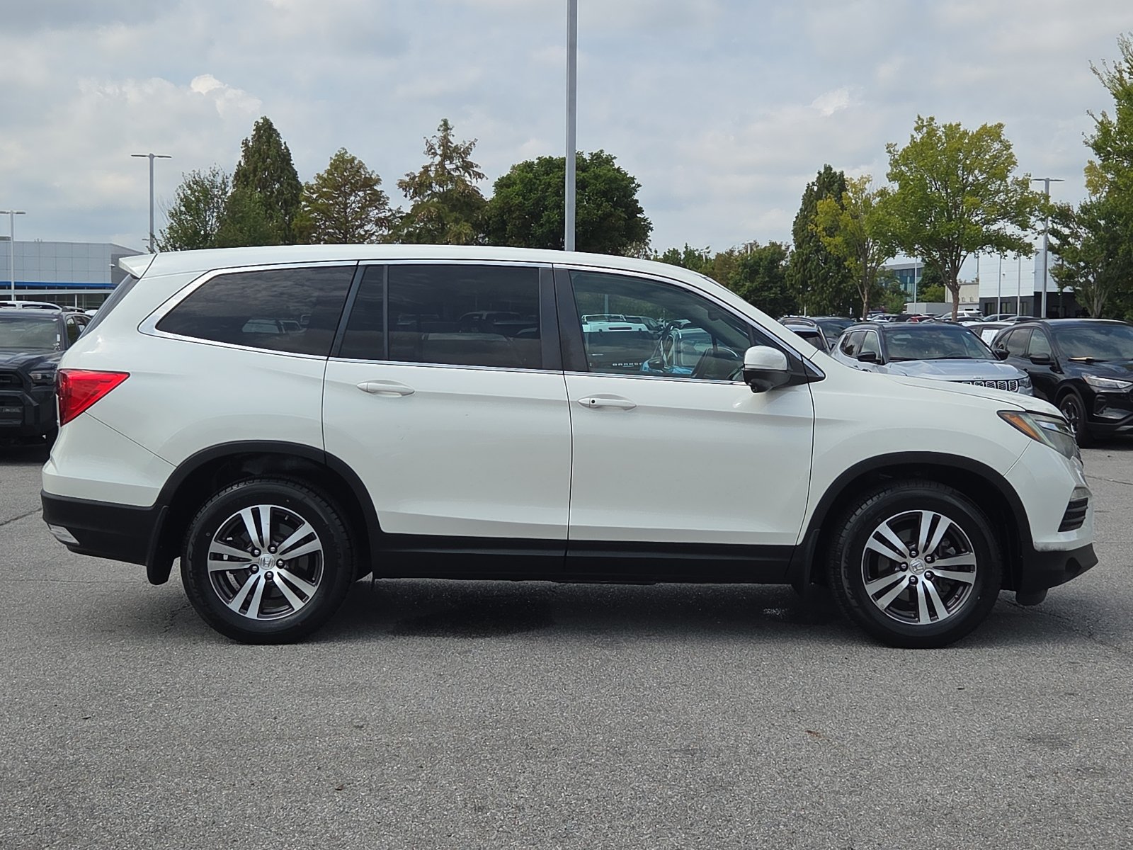 Used 2016 Honda Pilot EX-L image 6
