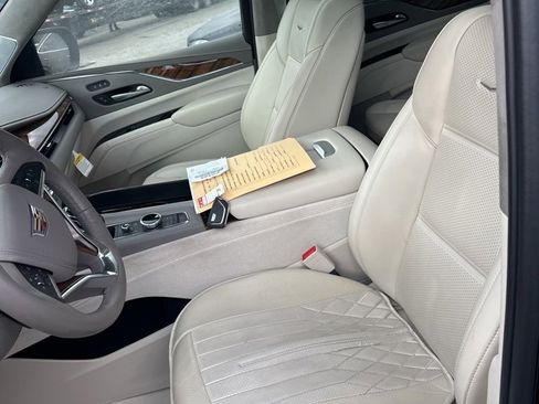Used 2023 Cadillac Escalade Premium Luxury Platinum image 23