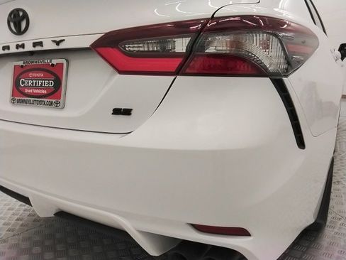 Used 2024 Toyota Camry SE image 26