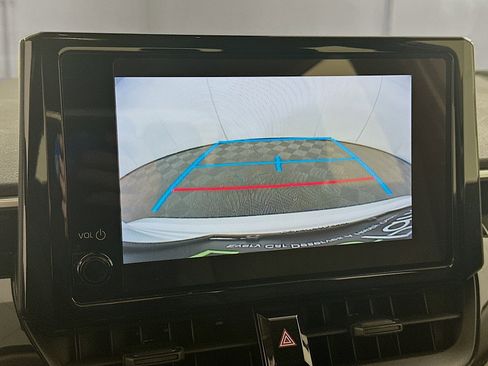 Used 2024 Toyota Corolla LE w/ LE Convenience Package image 22