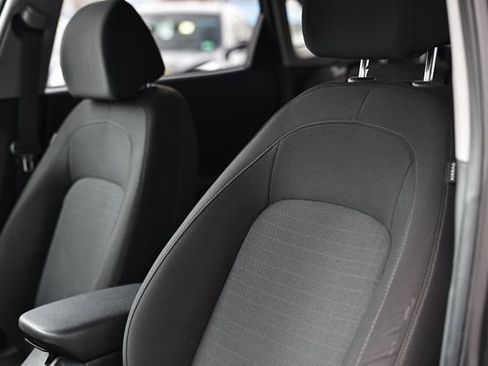 Used 2023 Hyundai Kona SEL image 19