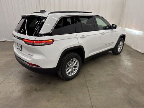 New 2025 Jeep Grand Cherokee Laredo X w/ Luxury Tech Group I image 20