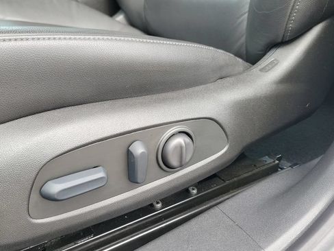 Used 2022 Chevrolet Malibu LT w/ Leather Package FWD image 16